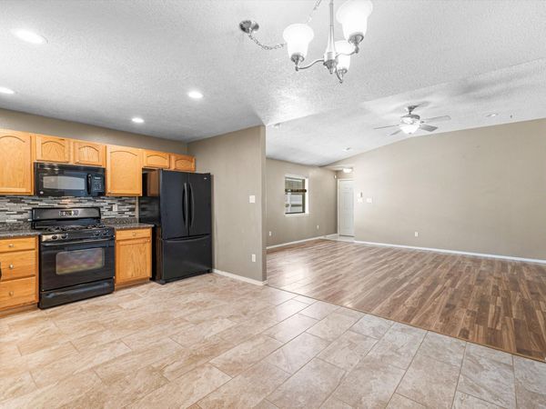 5752 Pinon Flats Road NW, Albuquerque, NM 87114