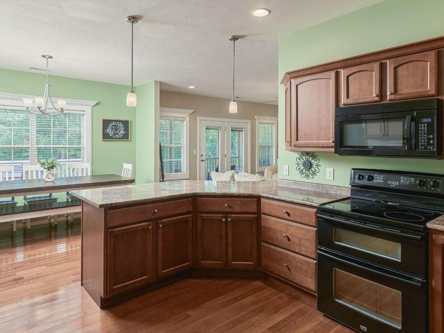 Property Image 12