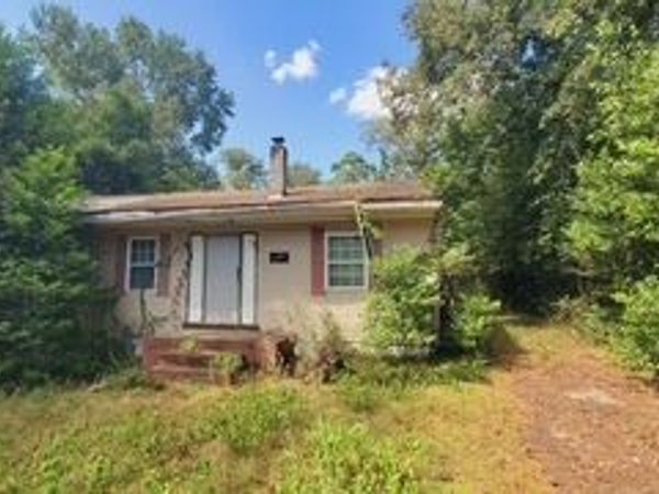 1301 Lakeview Drive, Macon, GA 31206