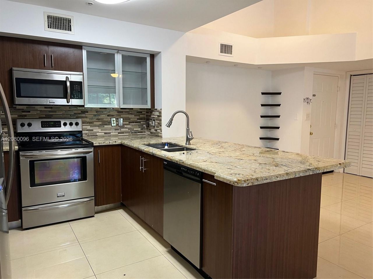 2021 Renaissance Blvd, Unit 303, Miramar, FL 33025 Photo