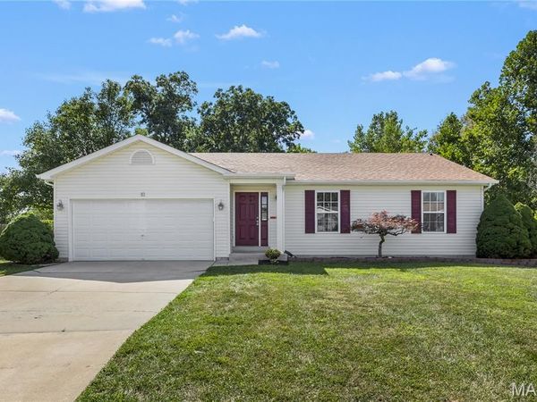 10 Bridle Spur Court, Wright City, MO 63390