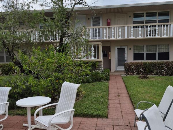 214 Cambridge, Unit I, West Palm Beach, FL 33417