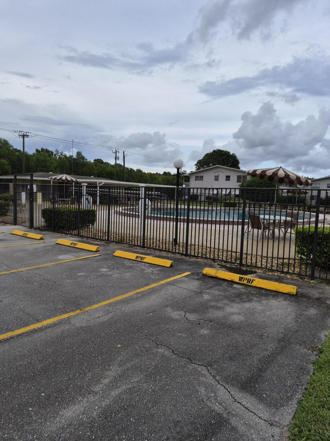 214 Cambridge, Unit I, West Palm Beach, FL 33417 Photo