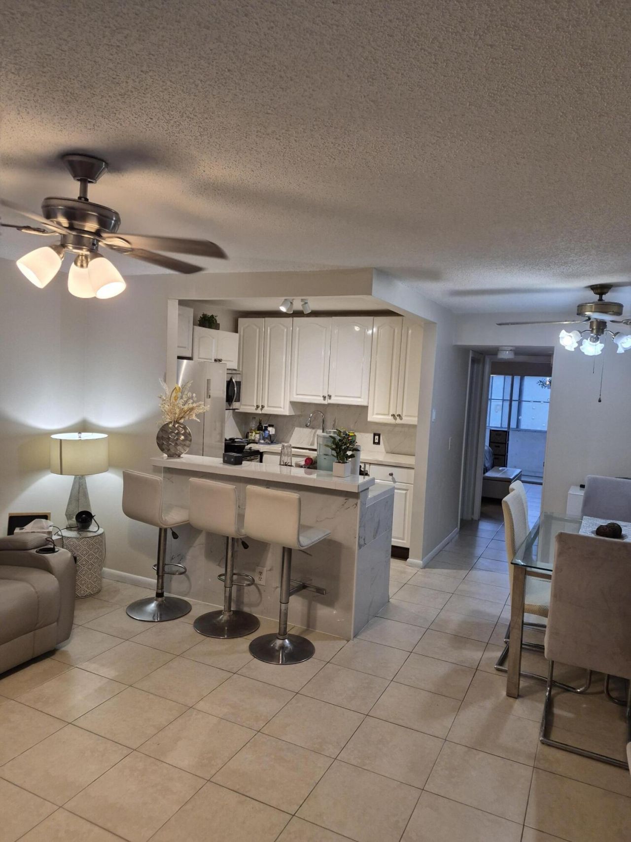 214 Cambridge, Unit I, West Palm Beach, FL 33417 Photo