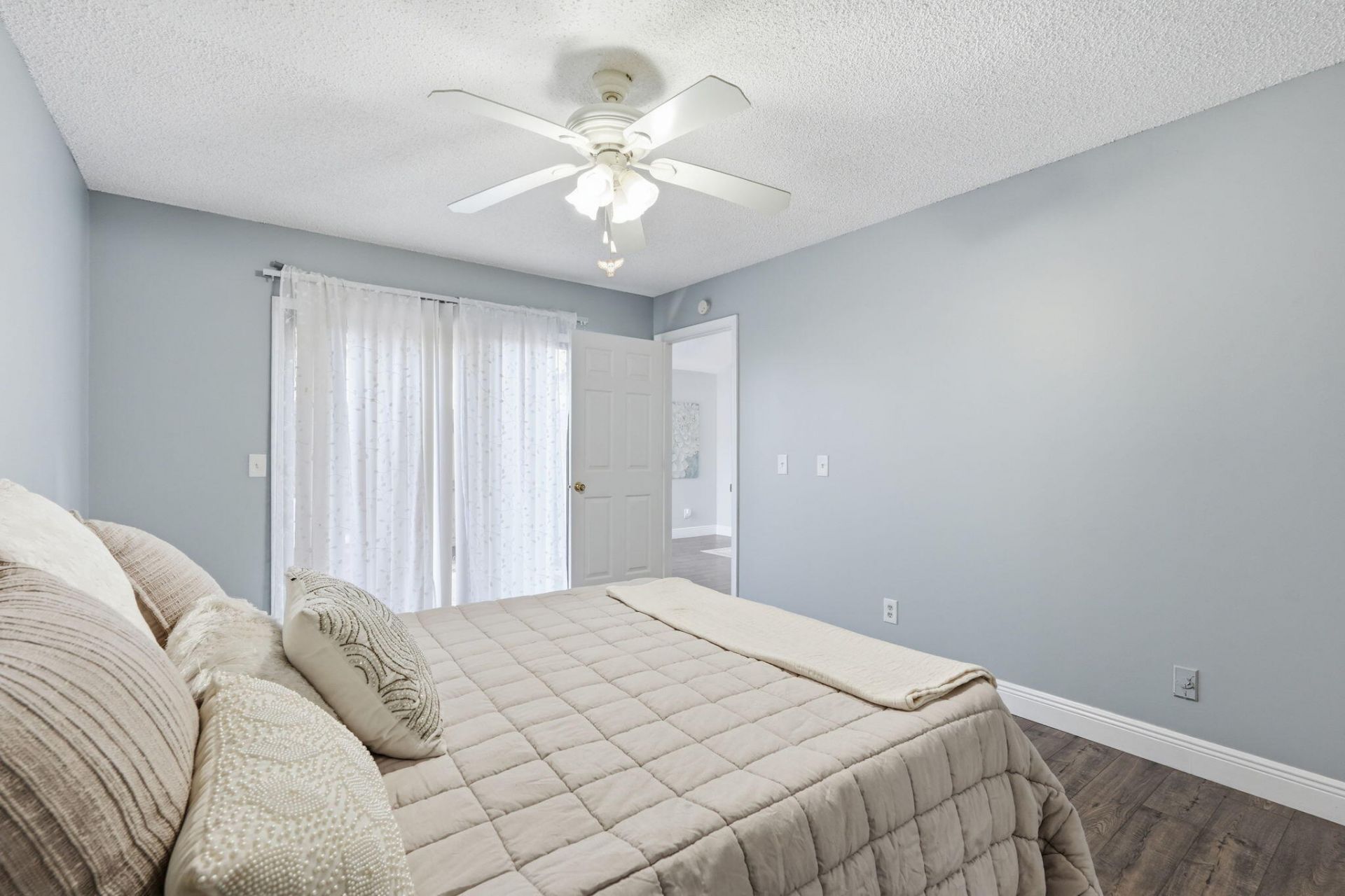 2985 Genoa Place, Unit 2985, West Palm Beach, FL 33406 Photo