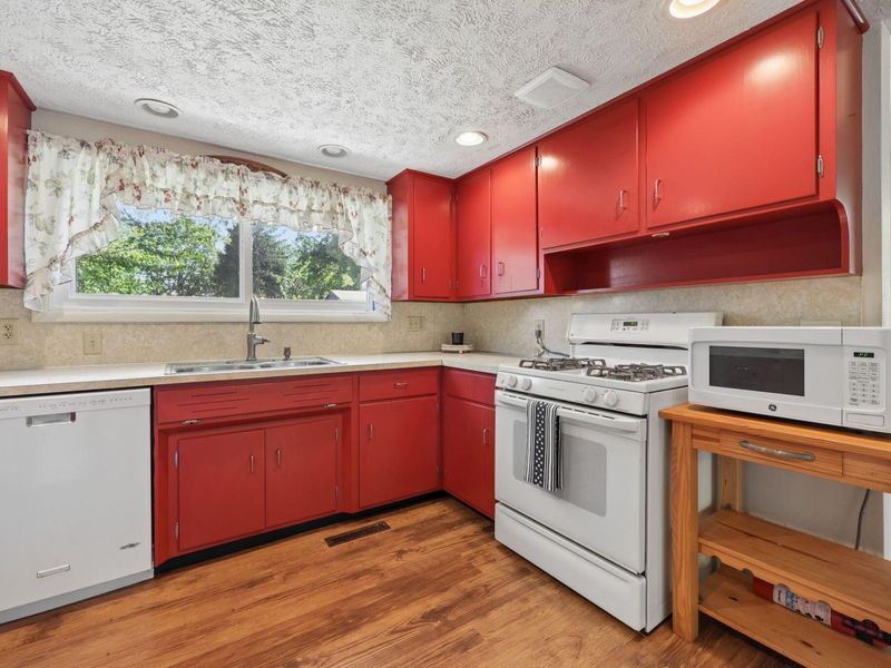 3967 Skyline Drive, Zanesville, OH 43701 Photo 10