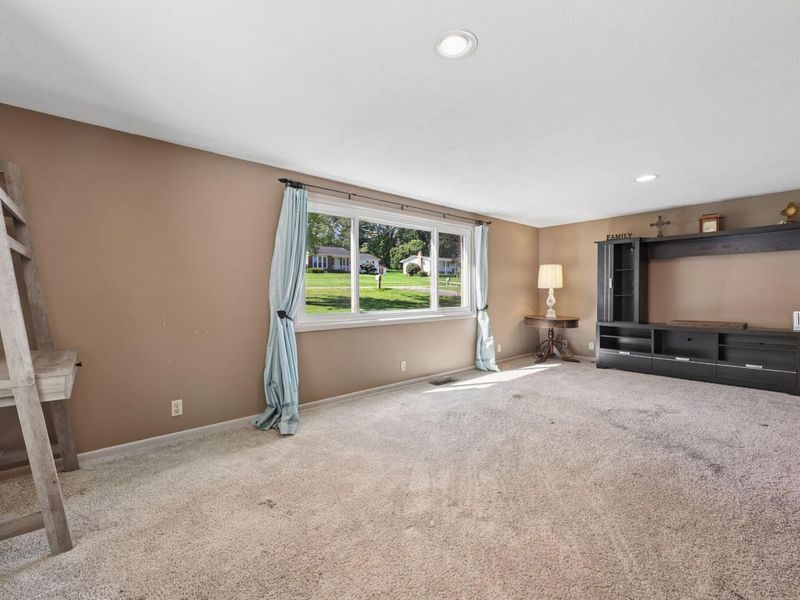 3967 Skyline Drive, Zanesville, OH 43701 Photo 18