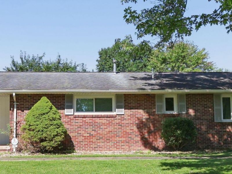 3967 Skyline Drive, Zanesville, OH 43701 Photo 2