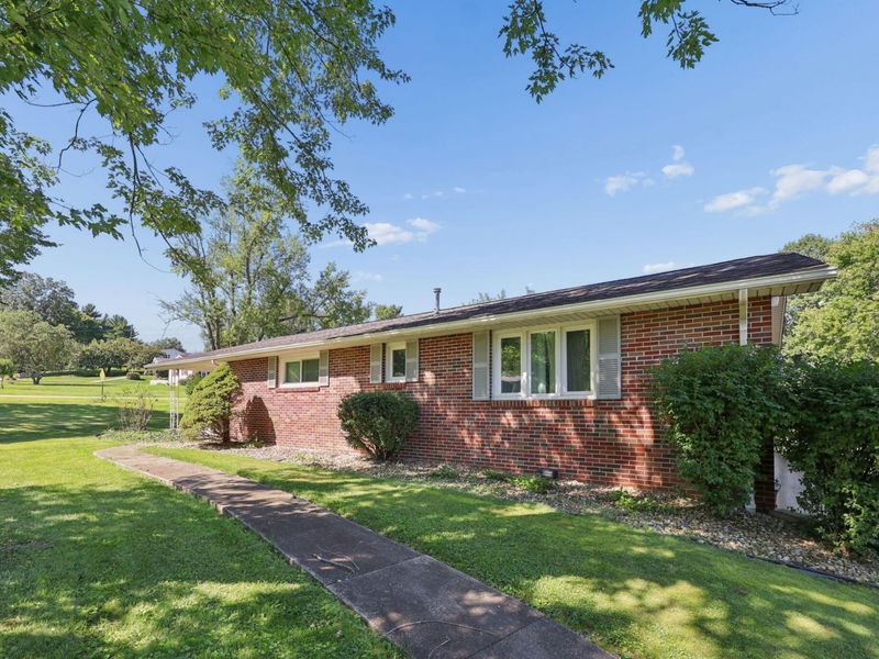 3967 Skyline Drive, Zanesville, OH 43701 Photo 4