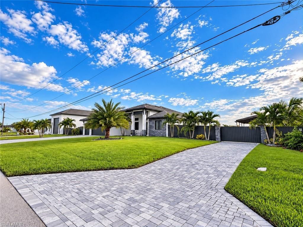 643 SW 18th Ct, Cape Coral, FL 33991 Photo