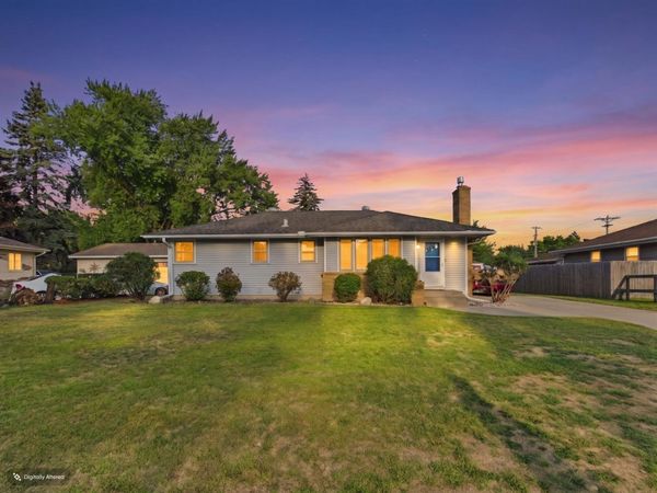 6306 Lee Avenue N, Brooklyn Center, MN 55429