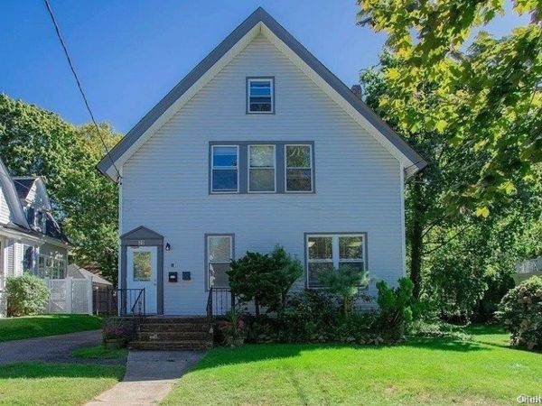 20 Dewey Street , Unit 2nd Floor, Huntington, NY 11743