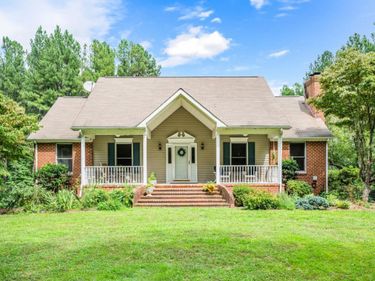 1553 Foxfire Lane, Bedford, VA 24523