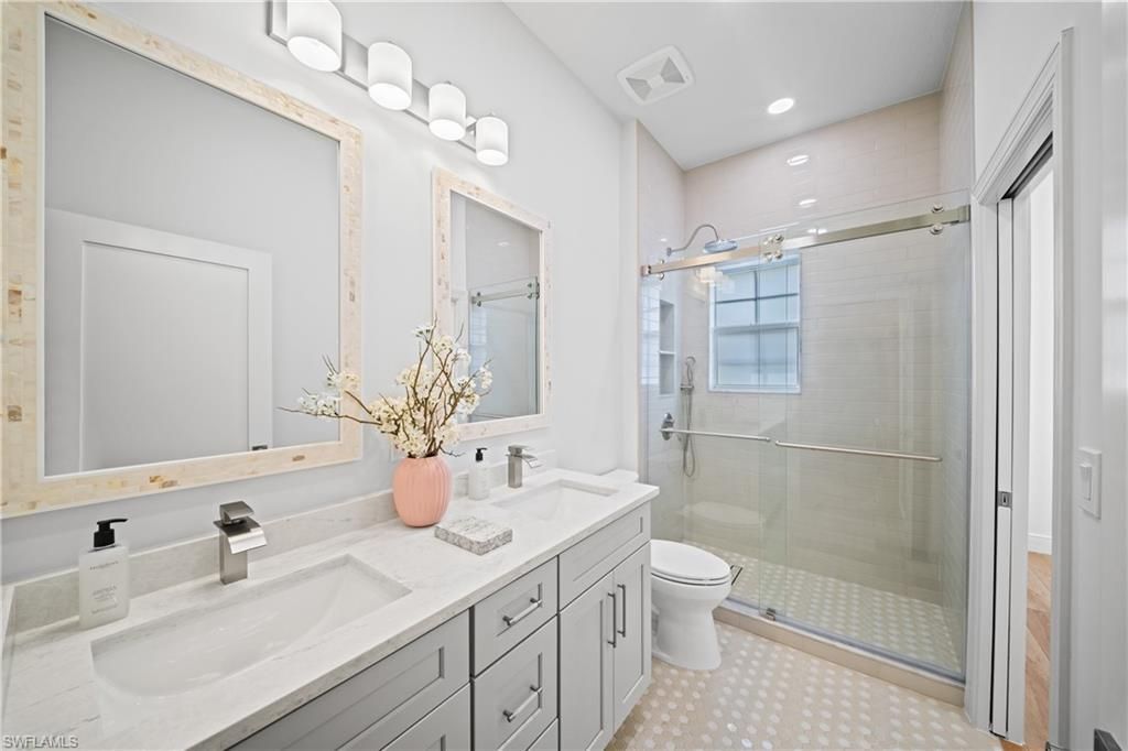 878 Vistana Cir, Naples, FL 34119 Photo