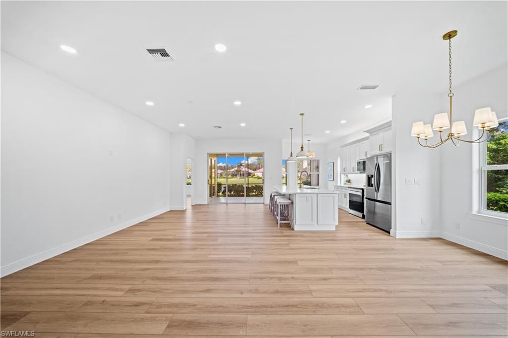 878 Vistana Cir, Naples, FL 34119 Photo