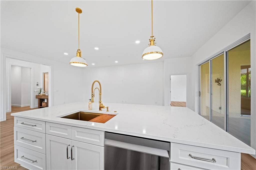 878 Vistana Cir, Naples, FL 34119 Photo