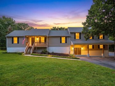 6 CLEAR WATER CT, GORDONSVILLE, VA 22942