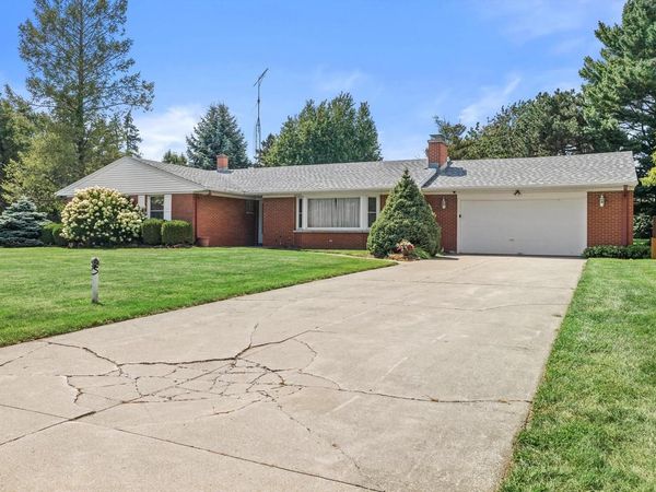 3628 Country LANE, Mount Pleasant, WI 53405