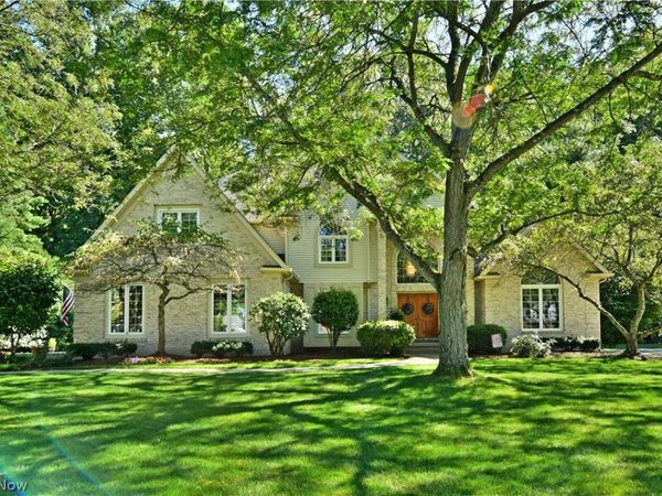 1925 Brittainy Oaks Trail NE, Warren, OH 44484