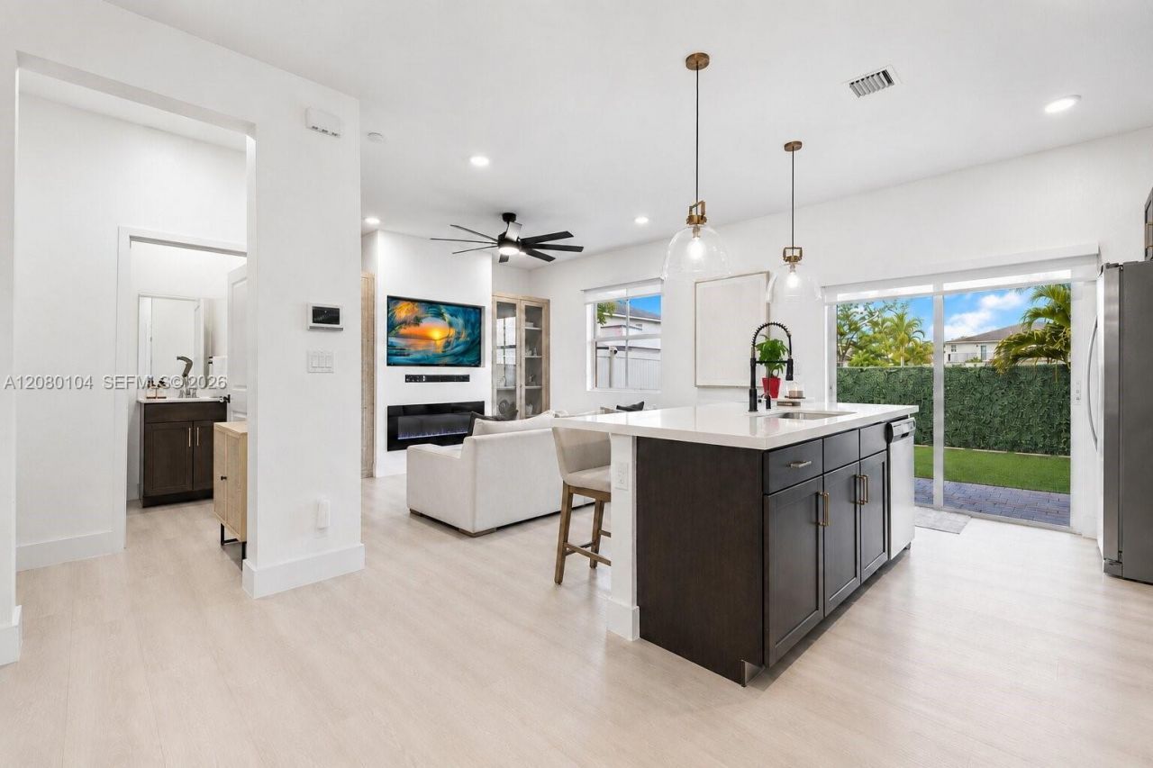 1768 SE 8th Ter, Homestead, FL 33034 Photo