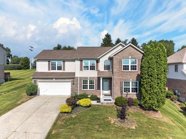 11909 Winston Circle, Forest Park, OH 45240