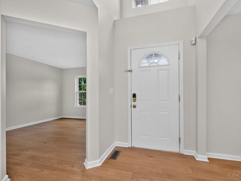 11909 Winston Circle, Forest Park, OH 45240 Photo 10