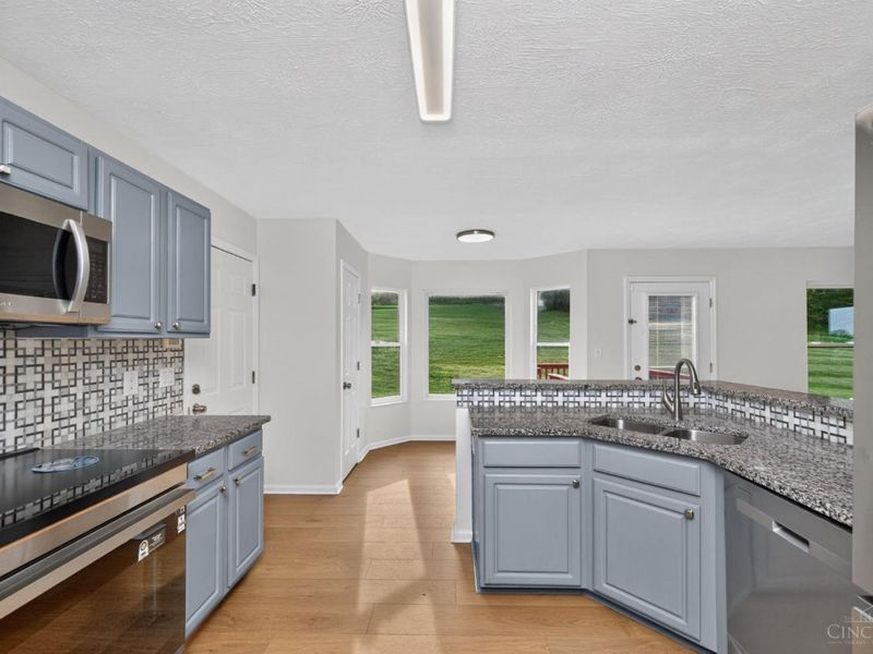 11909 Winston Circle, Forest Park, OH 45240 Photo 15