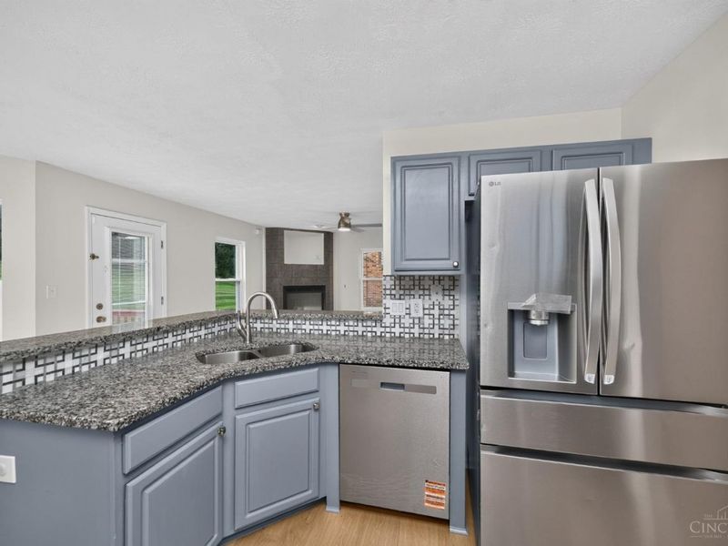 11909 Winston Circle, Forest Park, OH 45240 Photo 18