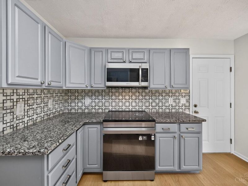 11909 Winston Circle, Forest Park, OH 45240 Photo 19