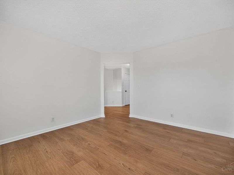 11909 Winston Circle, Forest Park, OH 45240 Photo 8