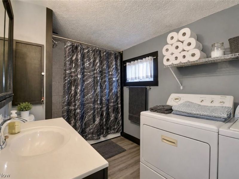 130 2nd Street SW, Strasburg, OH 44680 Photo 9