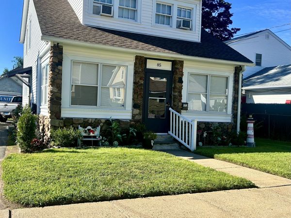 85 Brookline , Bloomfield, CT 06002
