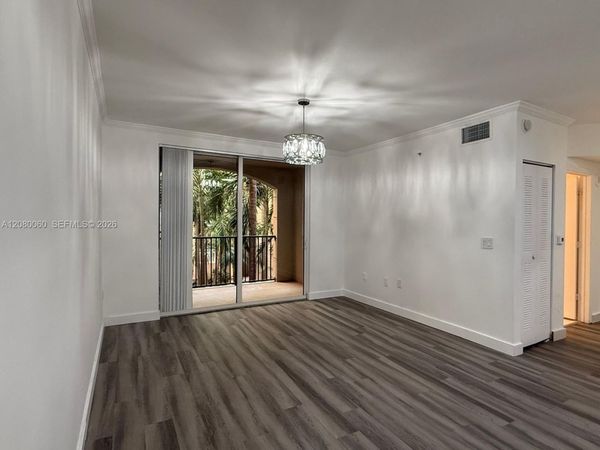17150 N Bay Rd , Unit 2201, Sunny Isles Beach, FL 33160