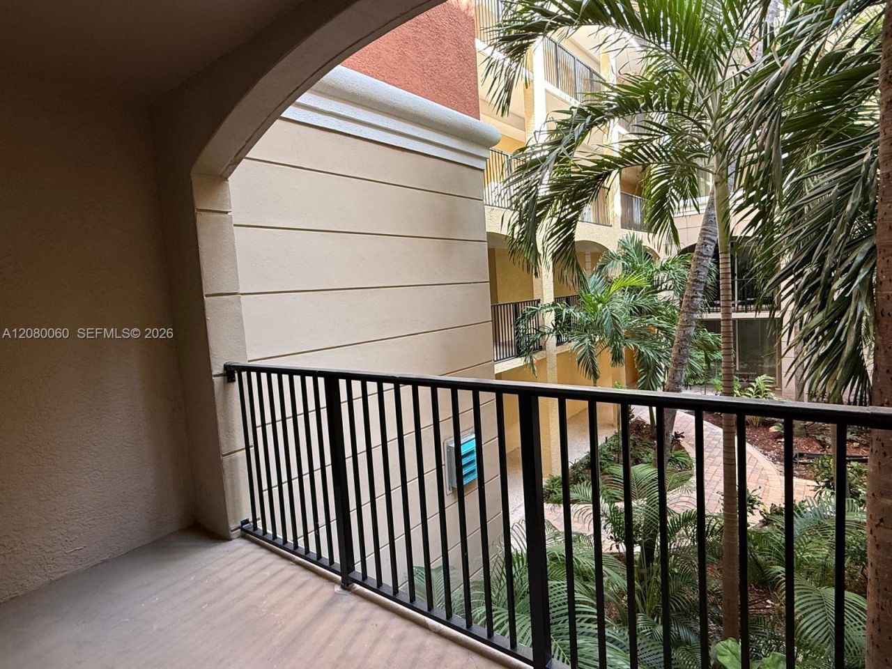 17150 N Bay Rd, Unit 2201, Sunny Isles Beach, FL 33160 Photo