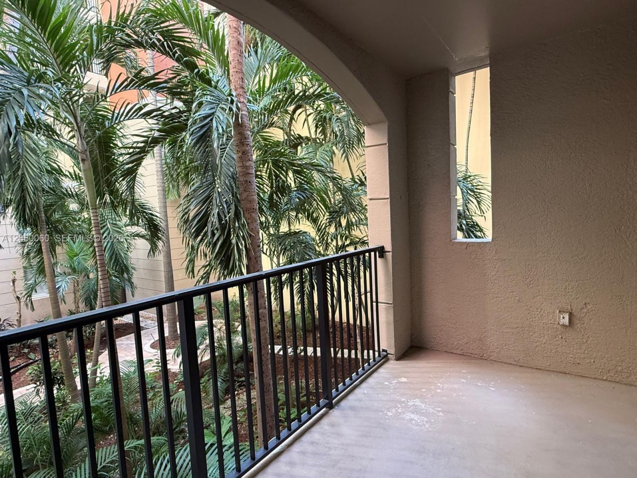 17150 N Bay Rd, Unit 2201, Sunny Isles Beach, FL 33160 Photo