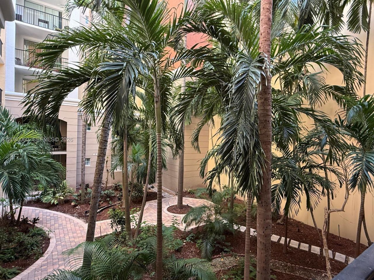 17150 N Bay Rd, Unit 2201, Sunny Isles Beach, FL 33160 Photo