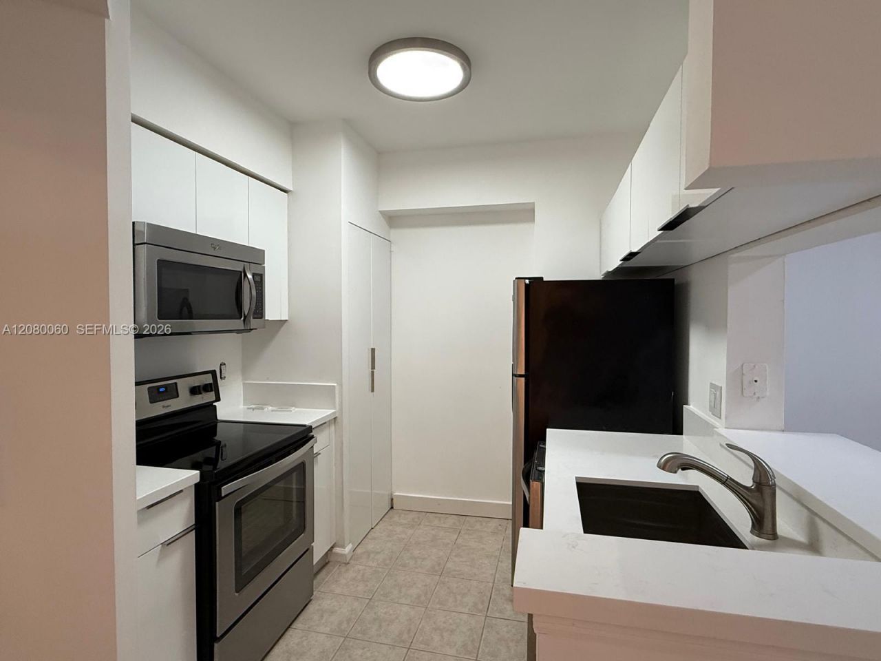 17150 N Bay Rd, Unit 2201, Sunny Isles Beach, FL 33160 Photo