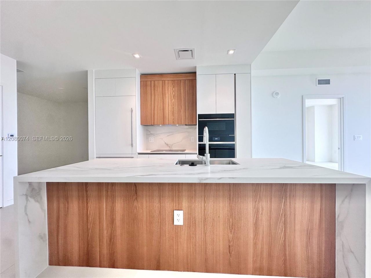 1400 Biscayne Blvd, Unit 409, Miami, FL 33132 Photo