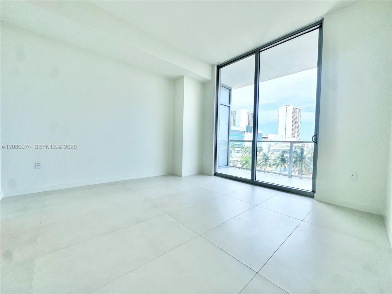 1400 Biscayne Blvd, Unit 409, Miami, FL 33132 Photo