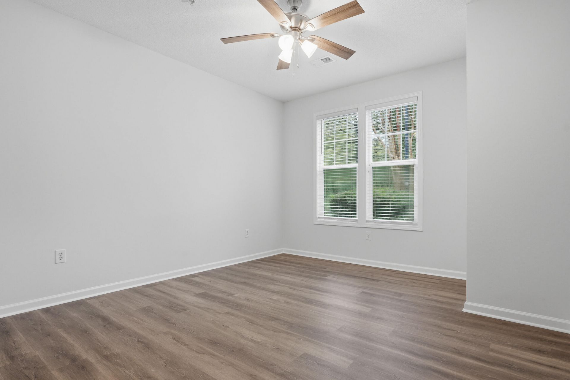 1213 Rosewood Lane Photo 20