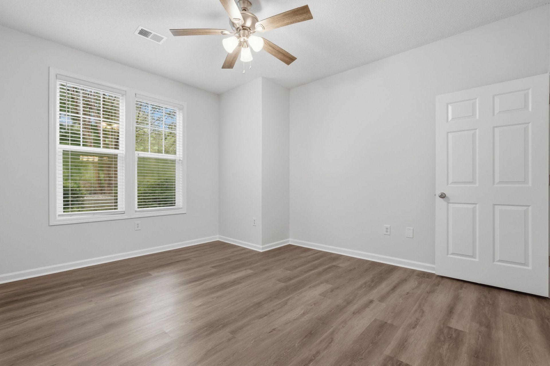 1213 Rosewood Lane Photo 21