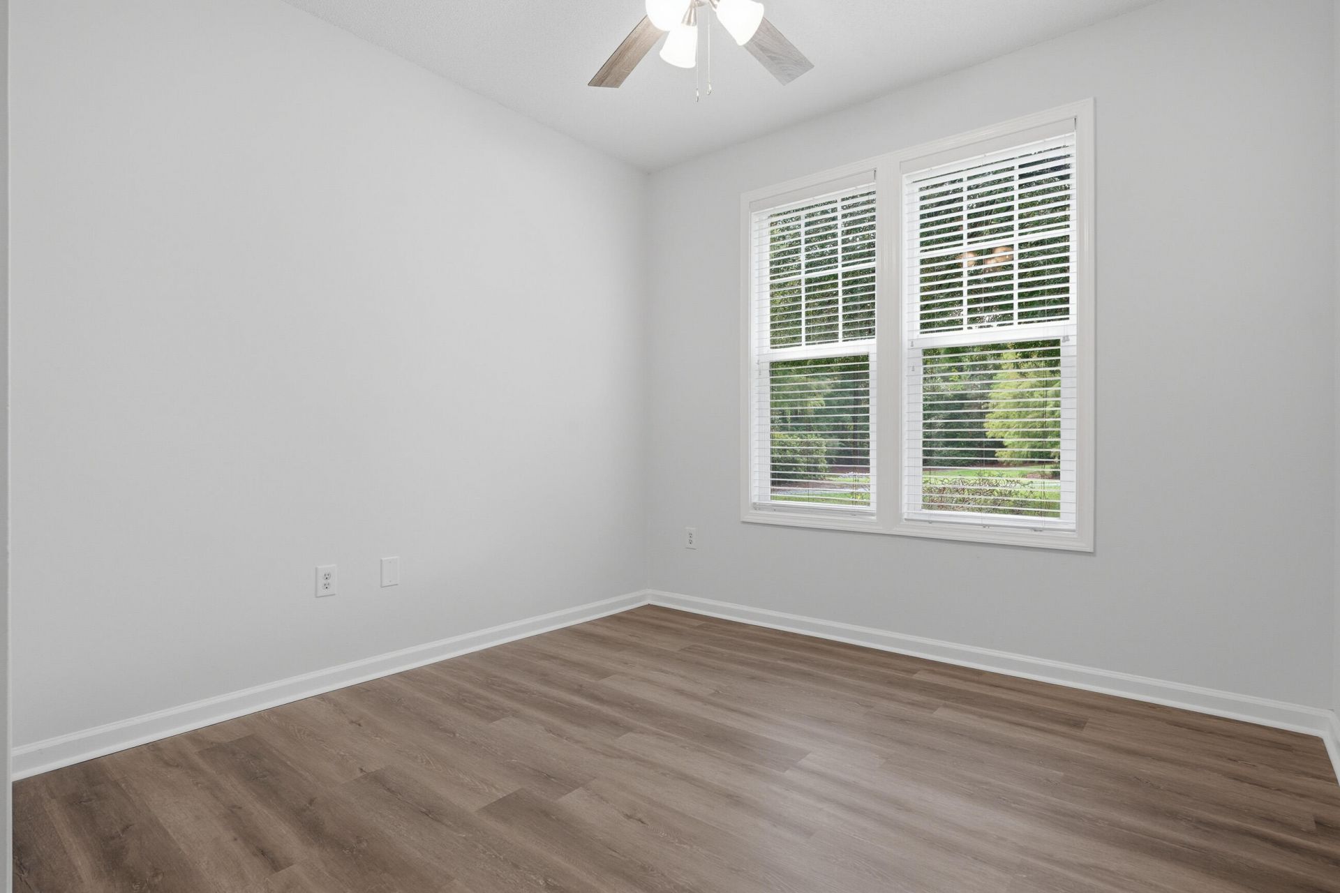 1213 Rosewood Lane Photo 34