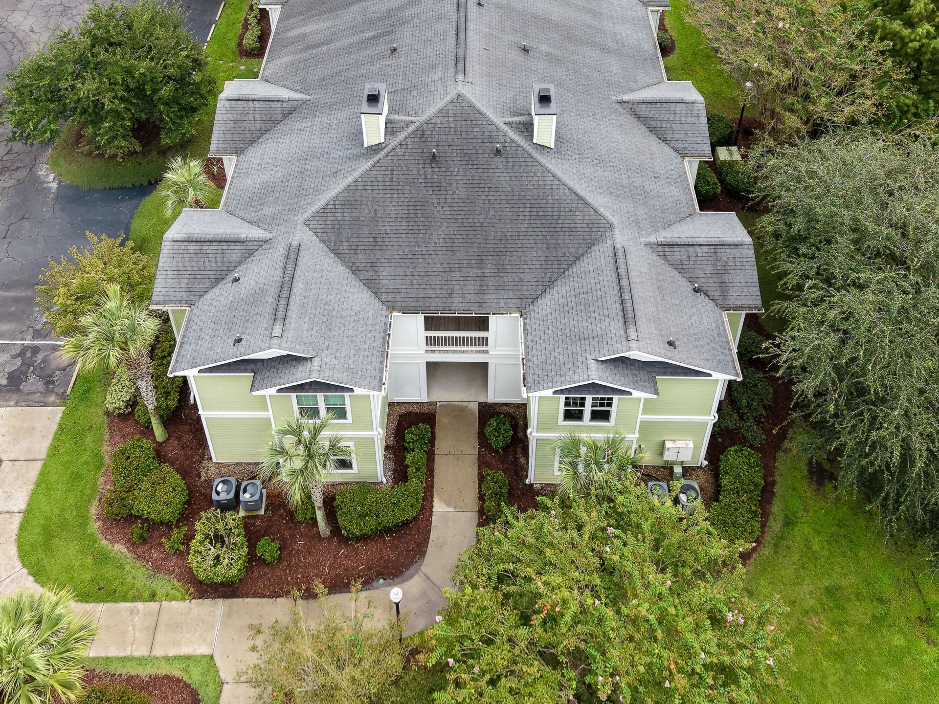 1213 Rosewood Lane Photo 4
