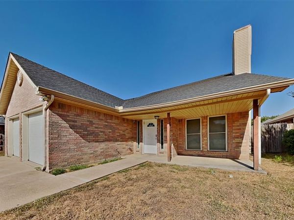6332 Glen Knoll Drive, Fort Worth, TX 76179