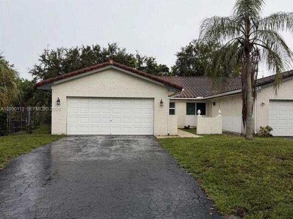 10226 NW 31st St , Coral Springs, FL 33065