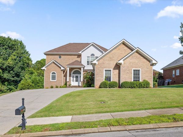 5639 NW Avenwood Circle, Cleveland, TN 37312