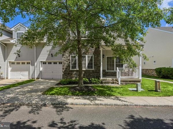 5 CHARLES CIRCLE, DELANCO, NJ 08075