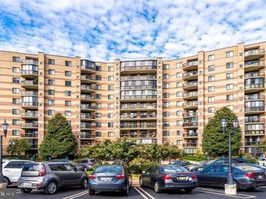 8370 GREENSBORO DRIVE , Unit 510, MCLEAN, VA 22102