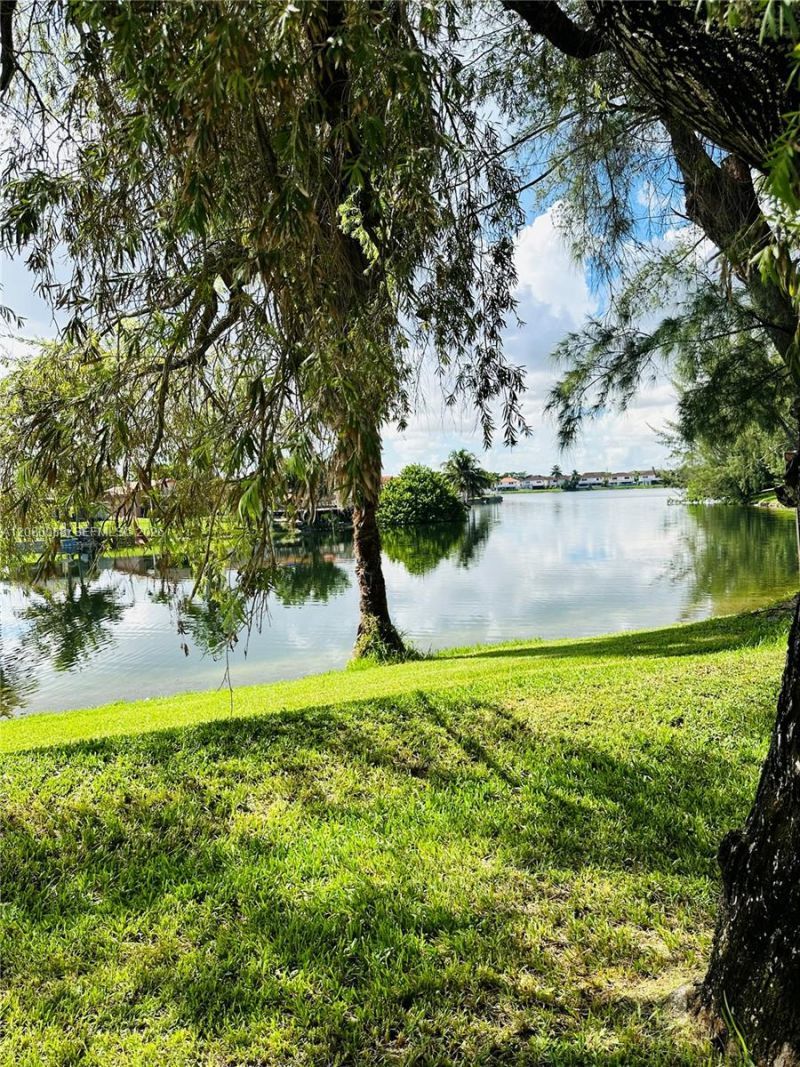 6565 W 26th Dr , Unit 34-104, Hialeah, FL 33016 Photo