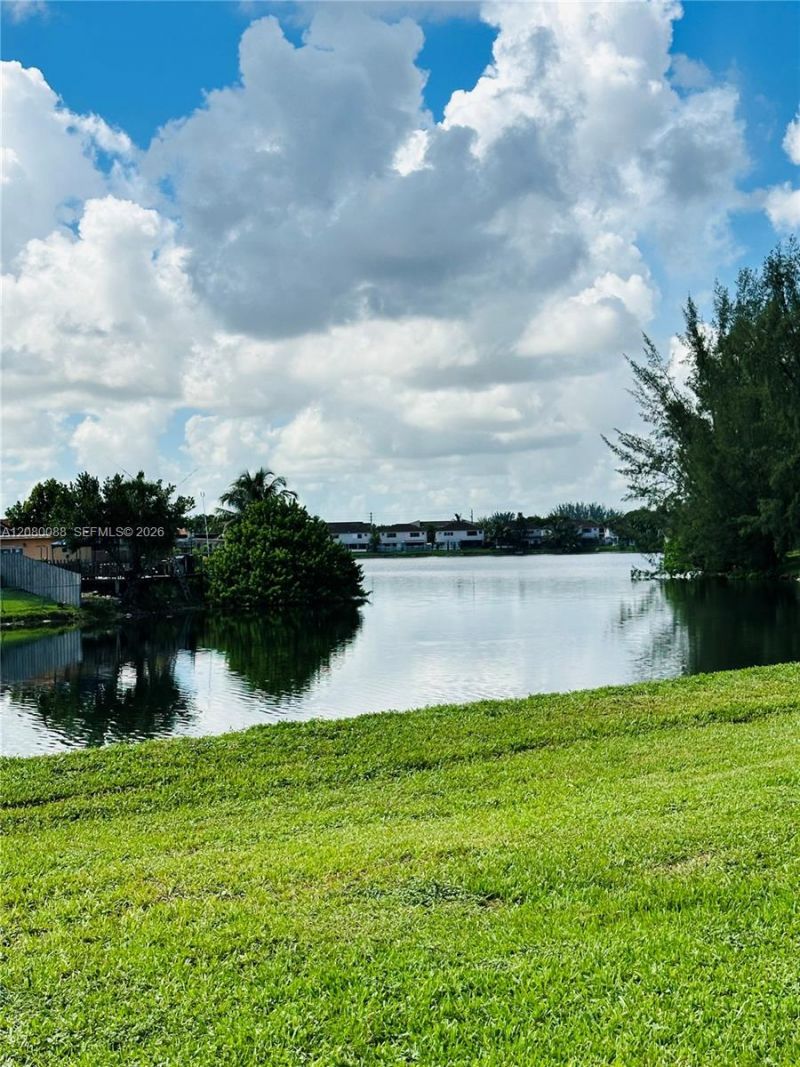 6565 W 26th Dr , Unit 34-104, Hialeah, FL 33016 Photo